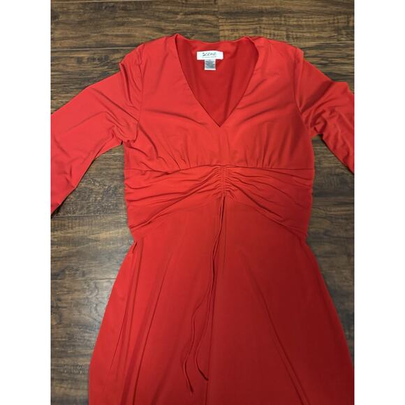 Scene by Donna Ricco Size M Dress Red gathered banded waist Layered - Picture 2 of 5